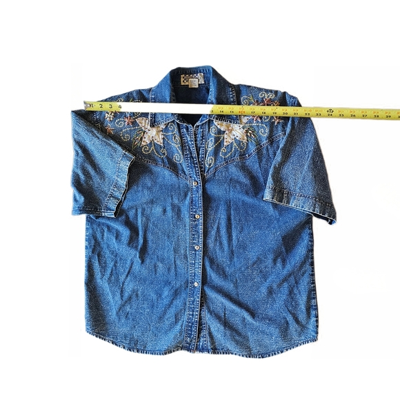 Pretty Bleu 1990s Vintage Womens Cottage Shirt Medium Acid Wash Denim - Picture 13 of 14